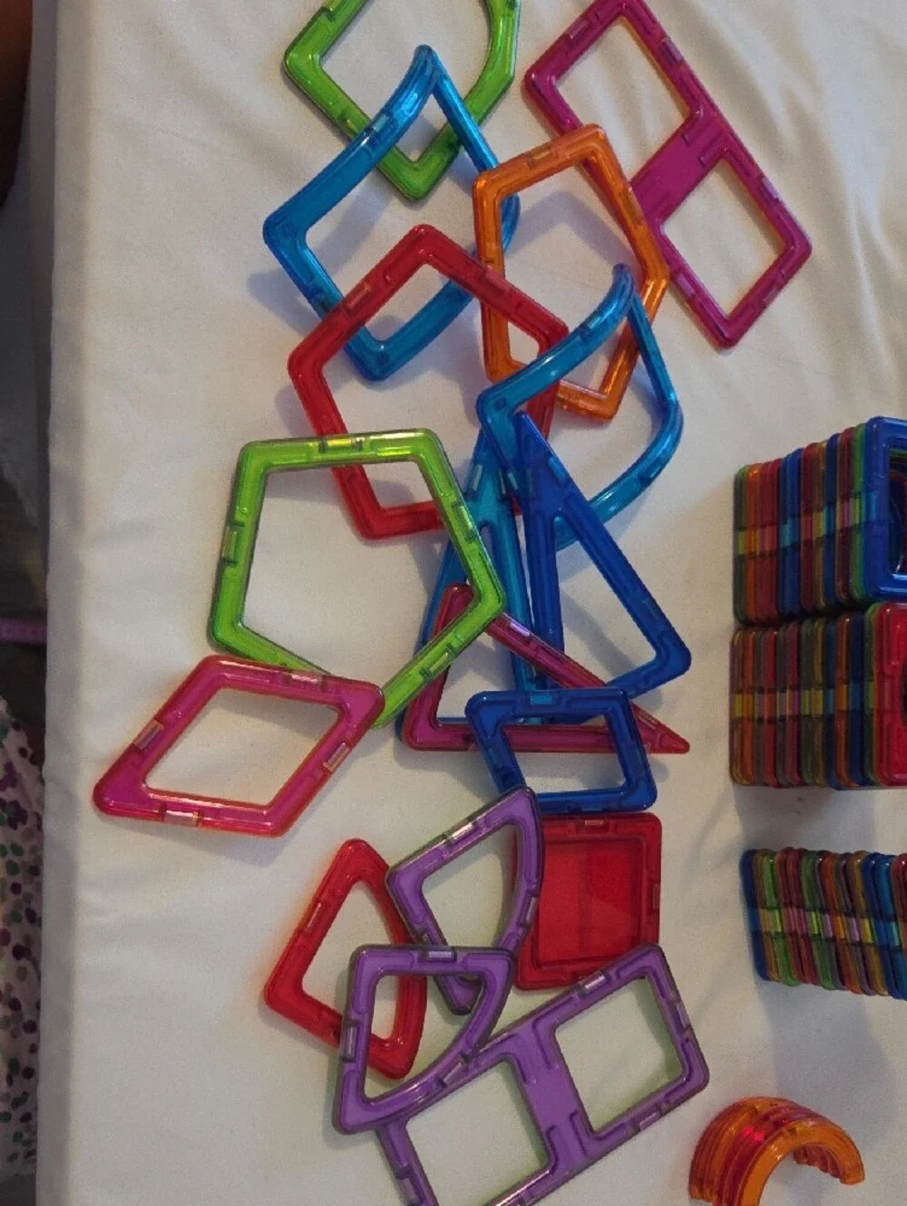 Magnetic Building Tiles Set - 72 Multicolor Creative Shapes for Kids